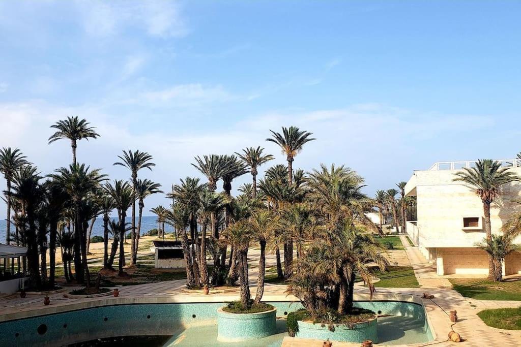 Appartement En Bord De Mer Monastir Exteriör bild